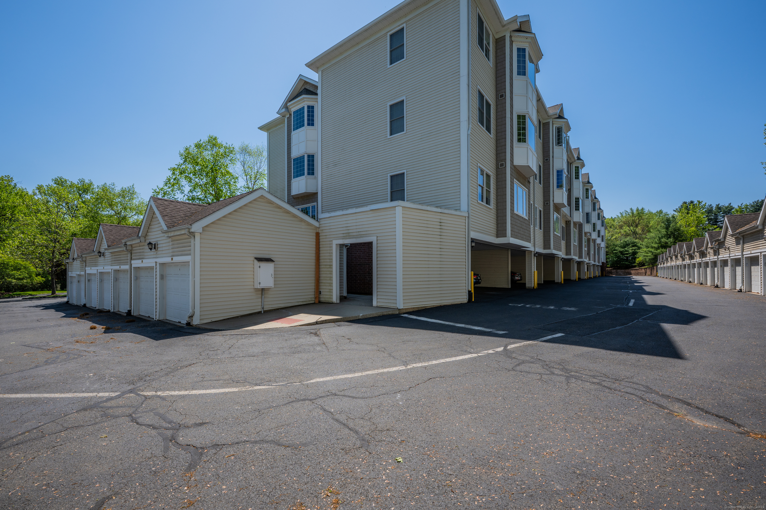1 King Philip Drive 307