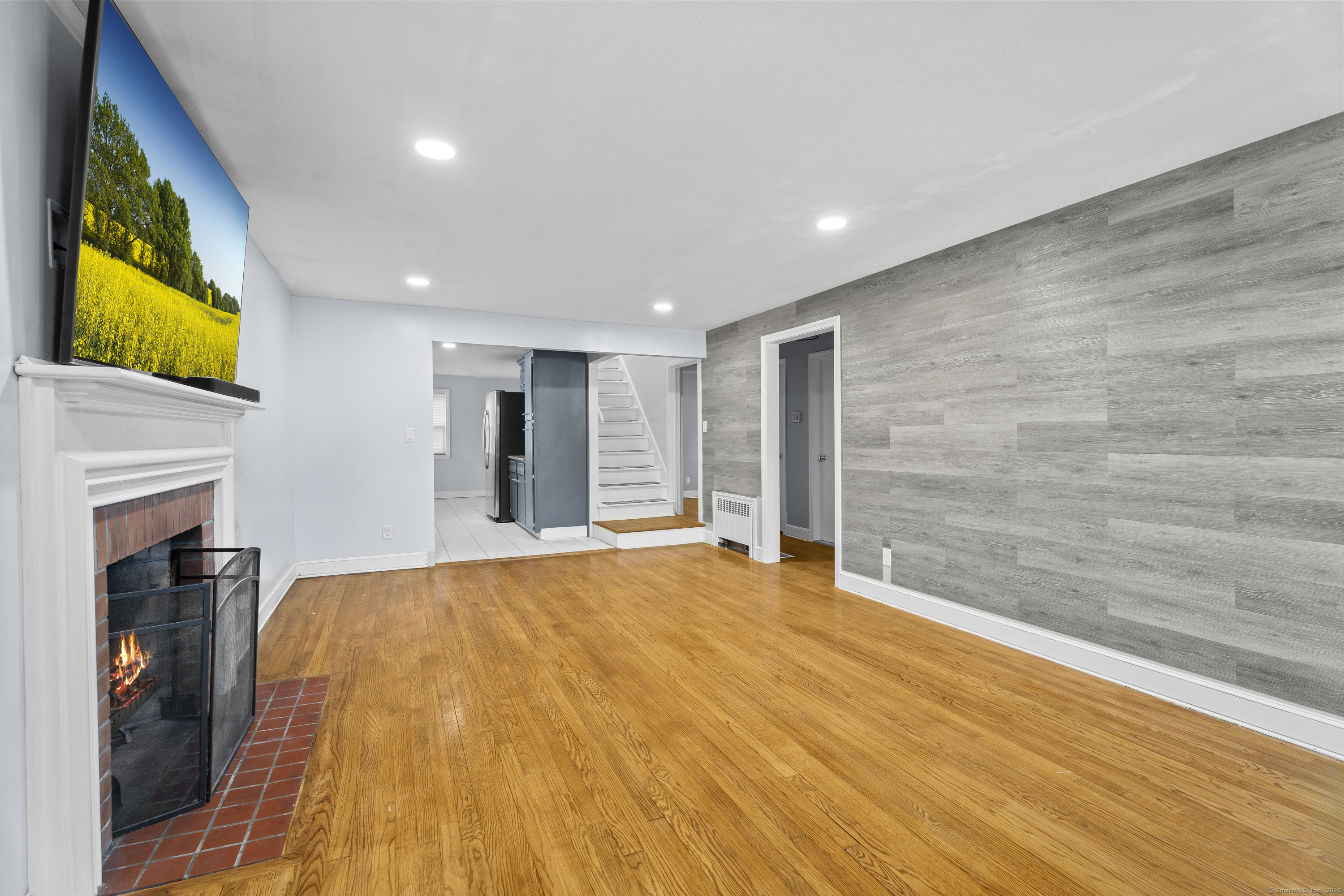 343 Eddy Glover Boulevard