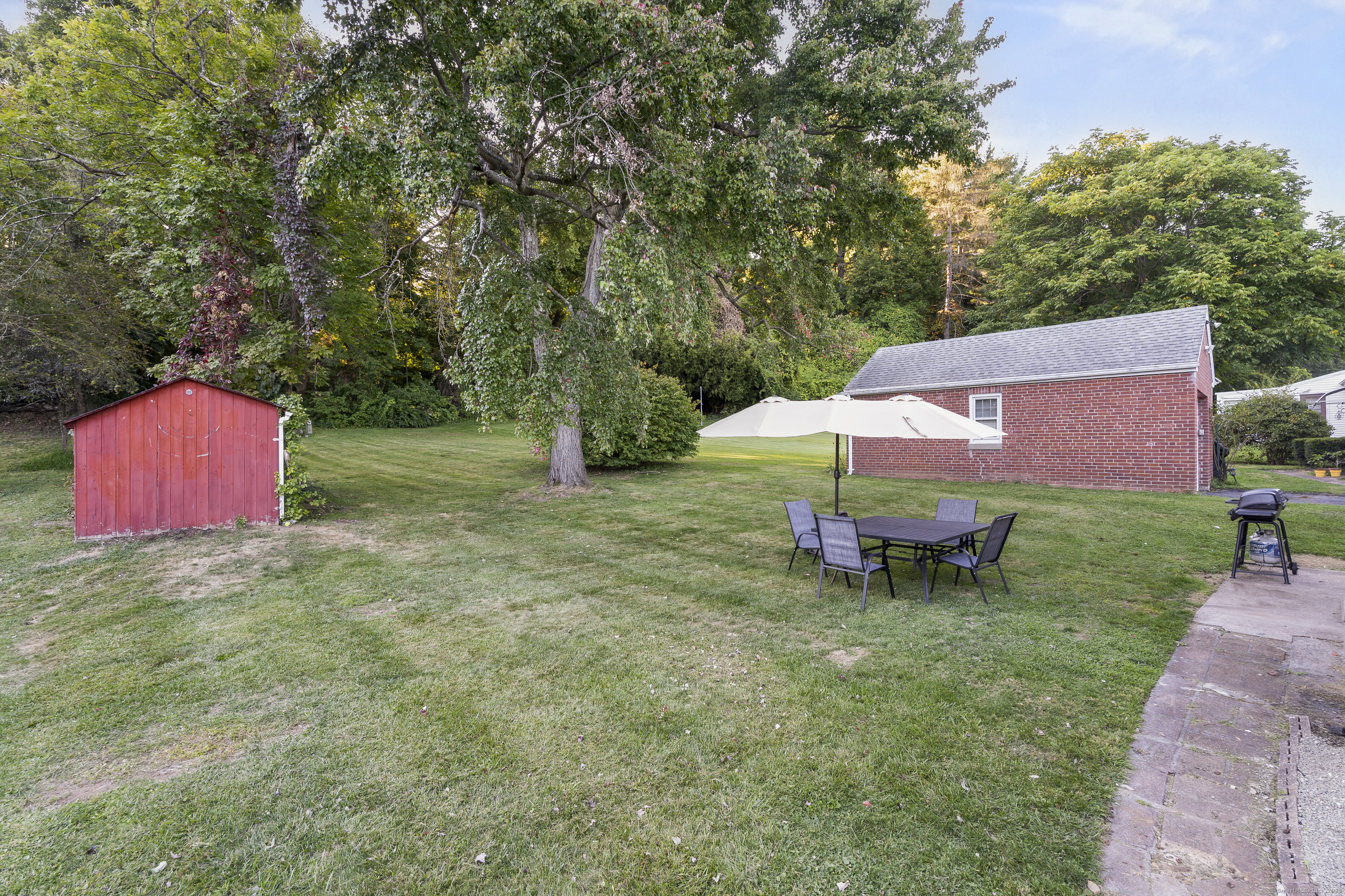 343 Eddy Glover Boulevard