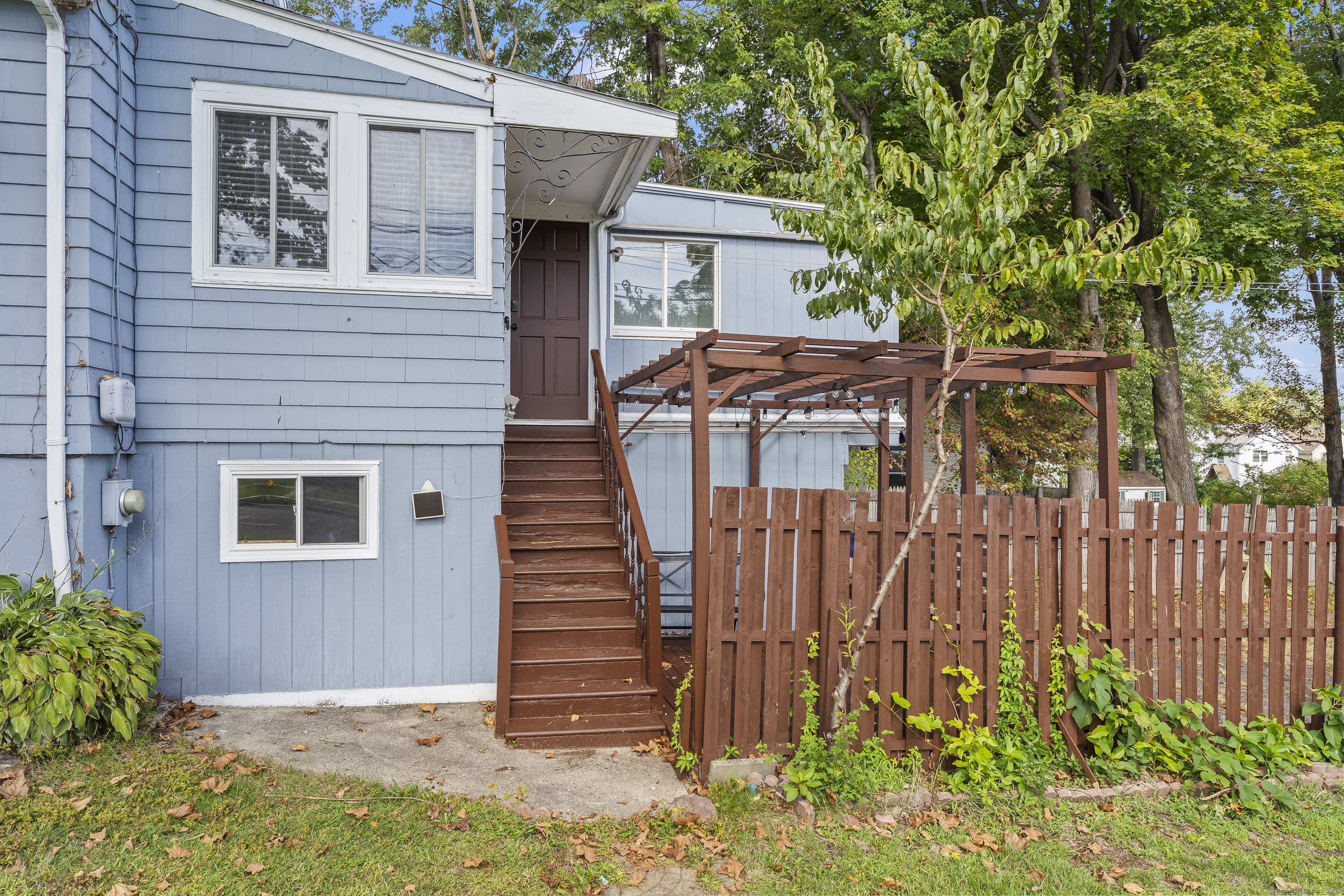 518 South Quaker Lane