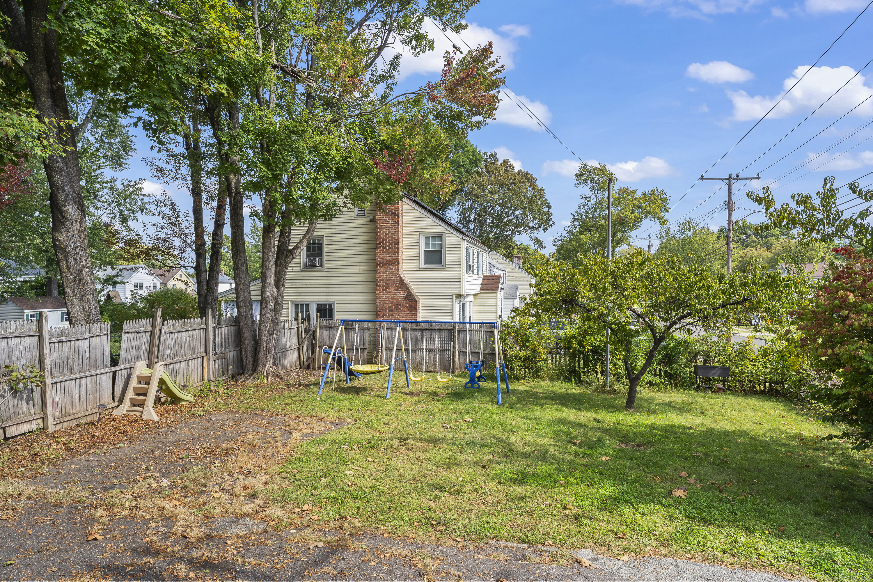 518 South Quaker Lane