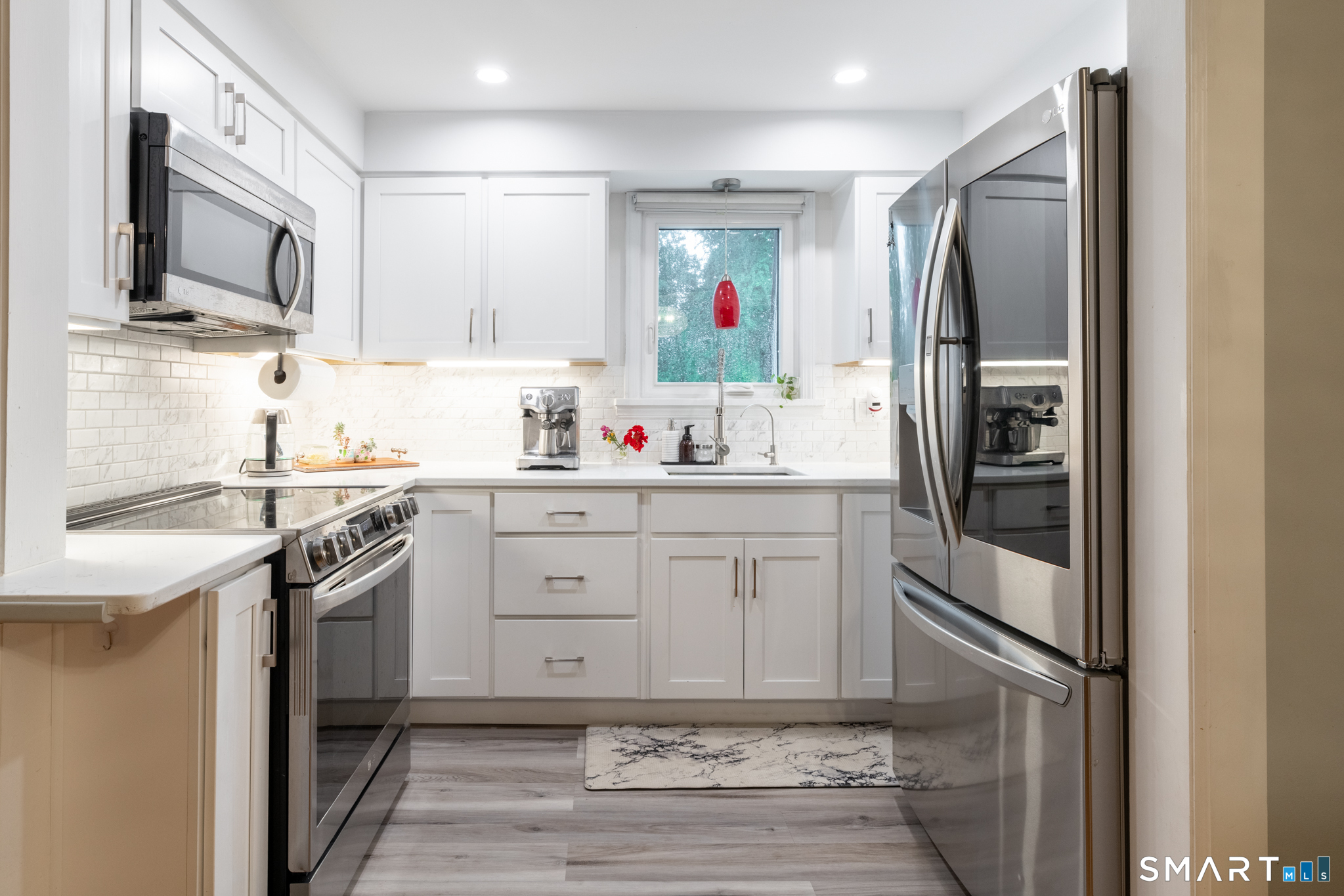 410 Farmington Avenue APT O6