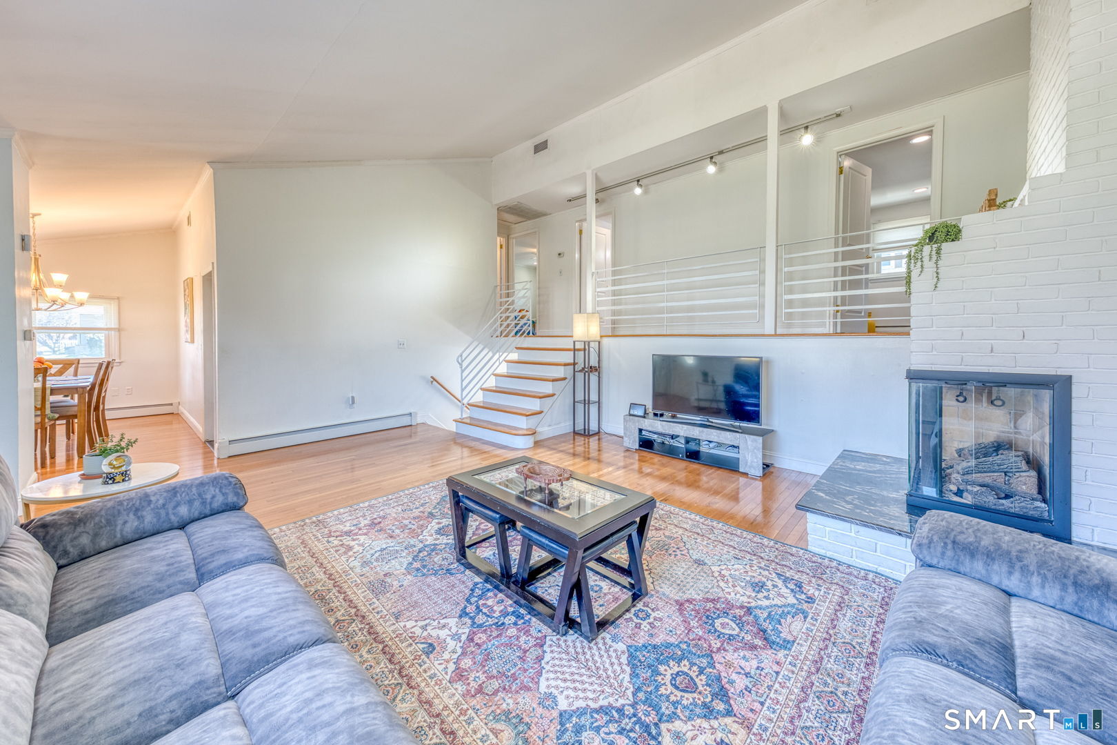 43 Hilldale Road