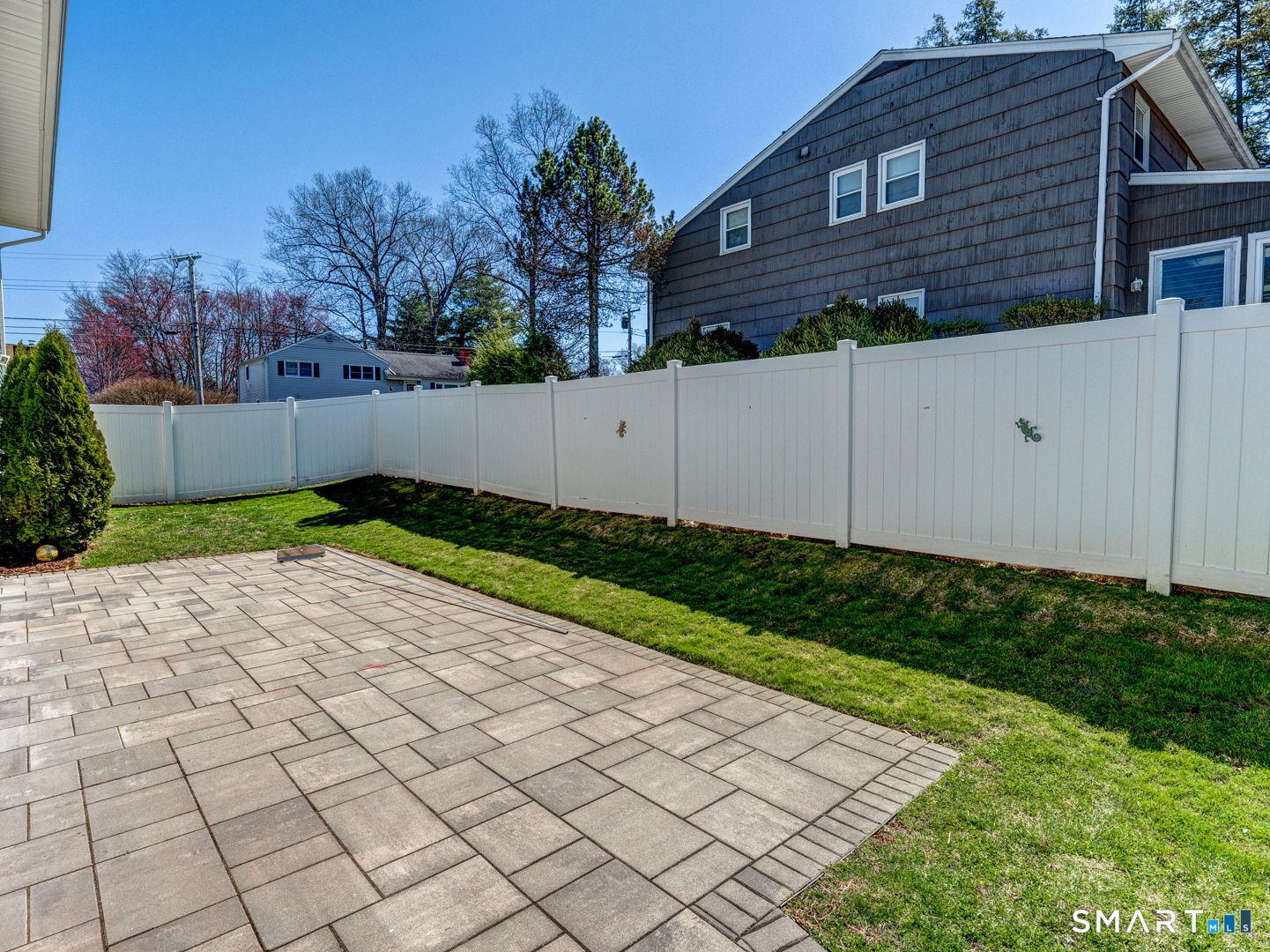 43 Hilldale Road