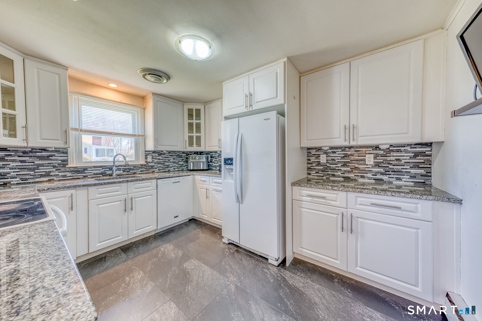 43 Hilldale Road