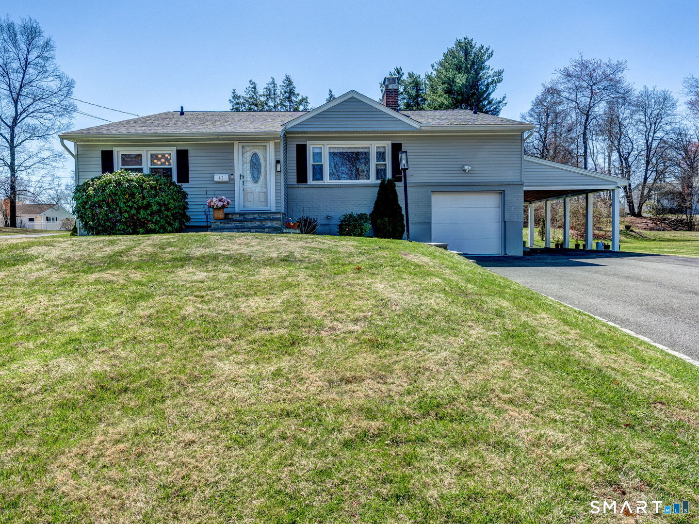 43 Hilldale Road