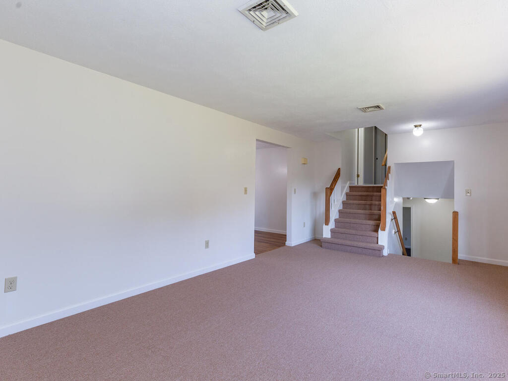 26 Woodside Drive