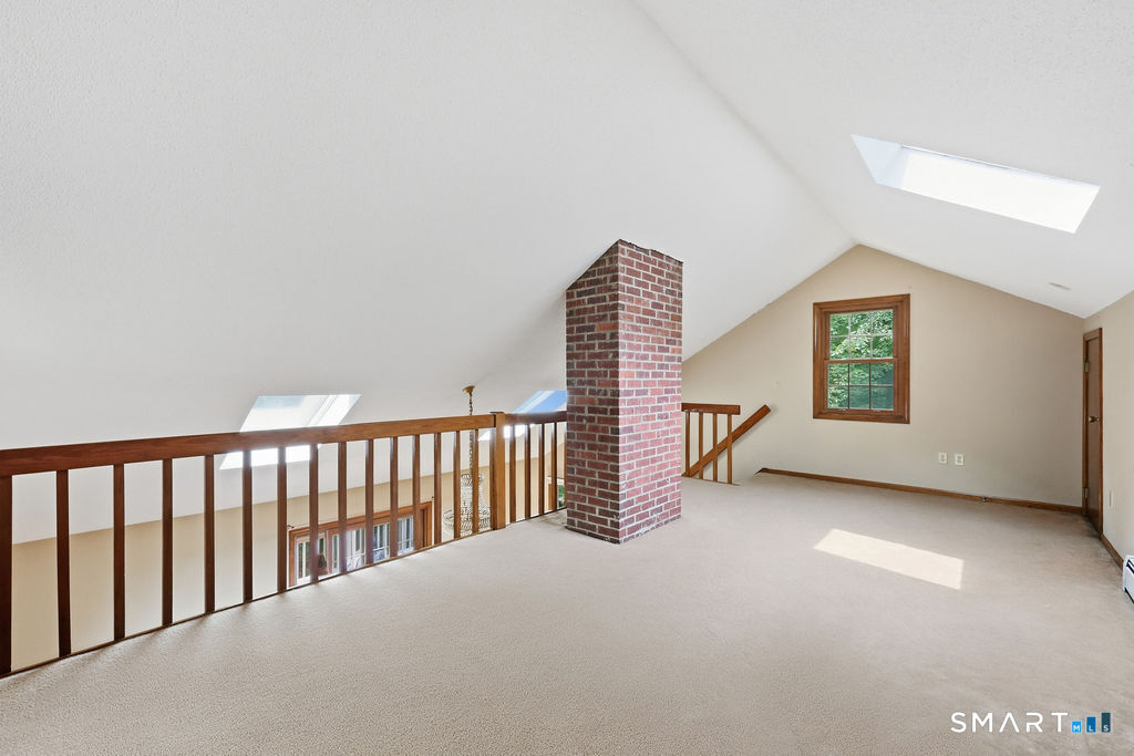 28 Green Woods Lane