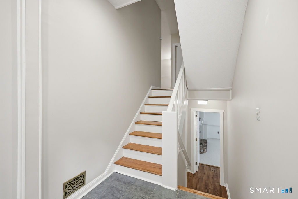 36 Banks Road