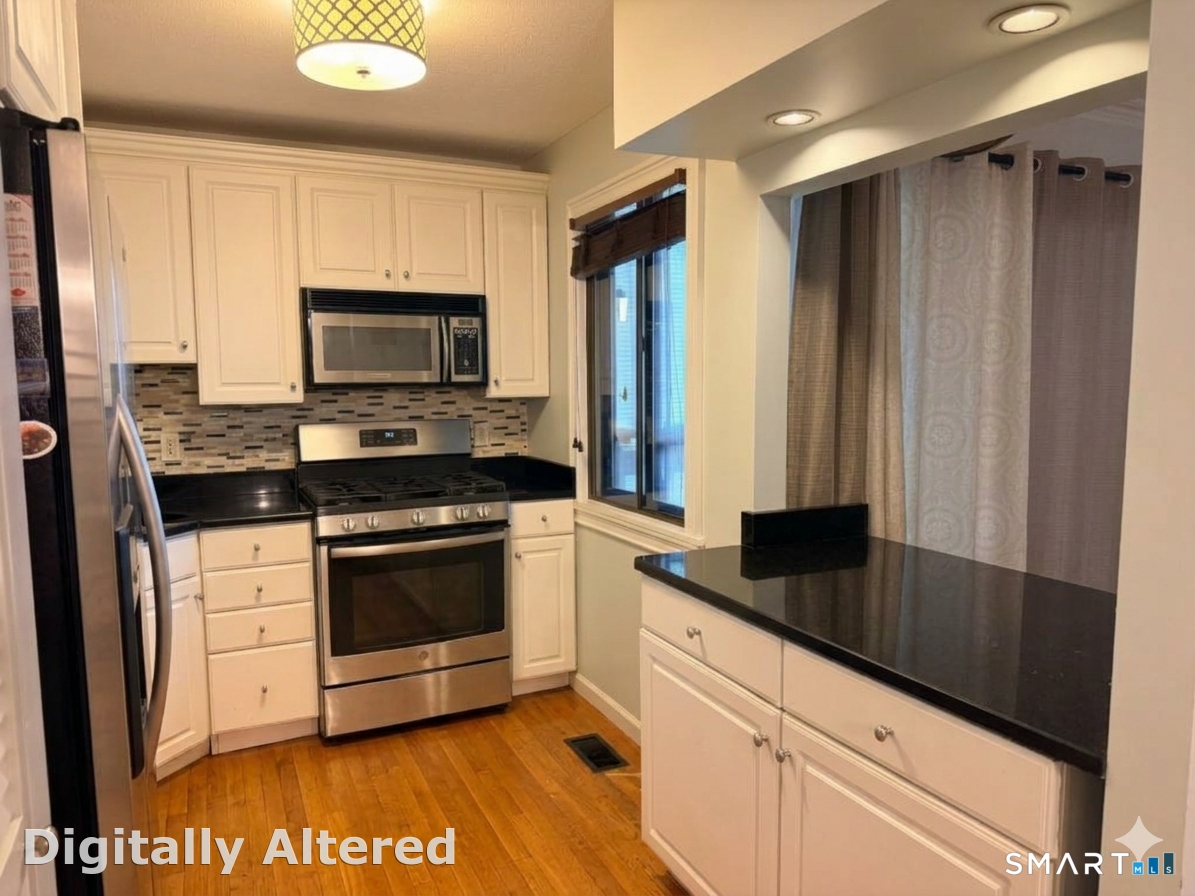 17 Greenbriar Drive Unit: A