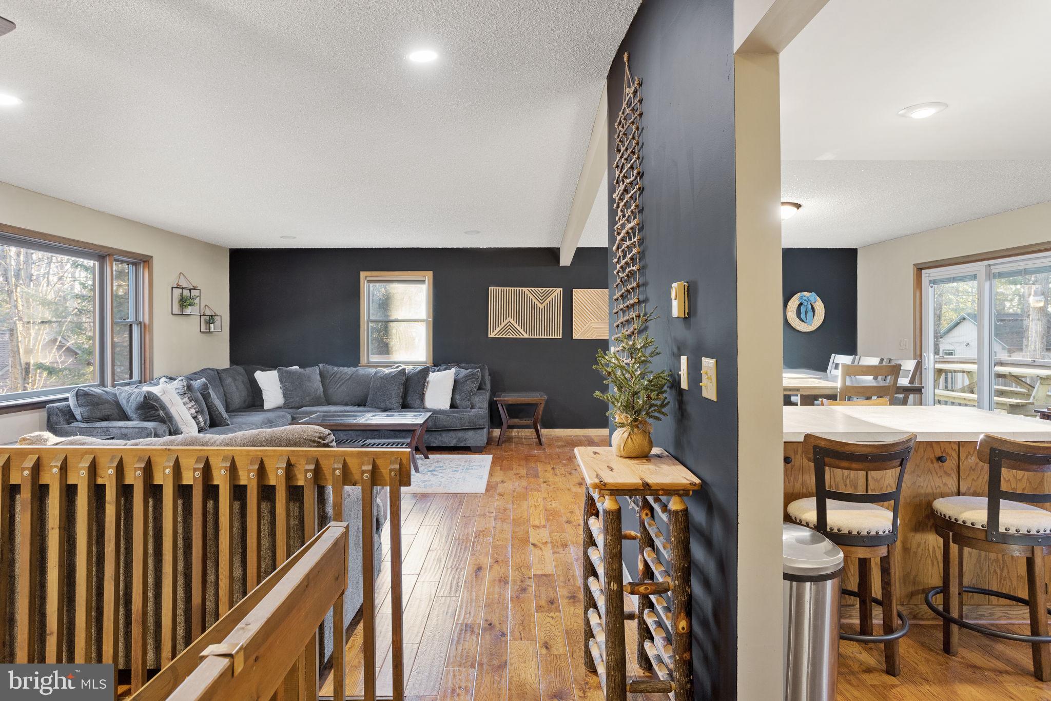 49 FOREST DRIVE