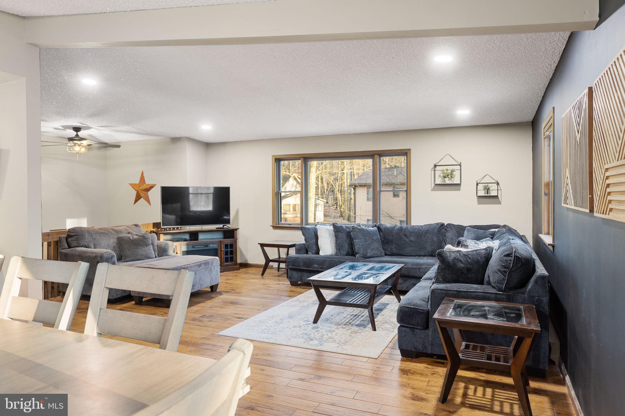 49 FOREST DRIVE