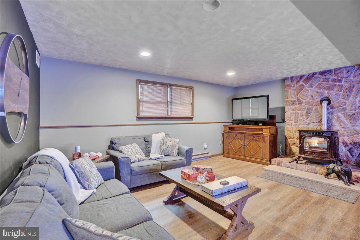 49 FOREST DRIVE