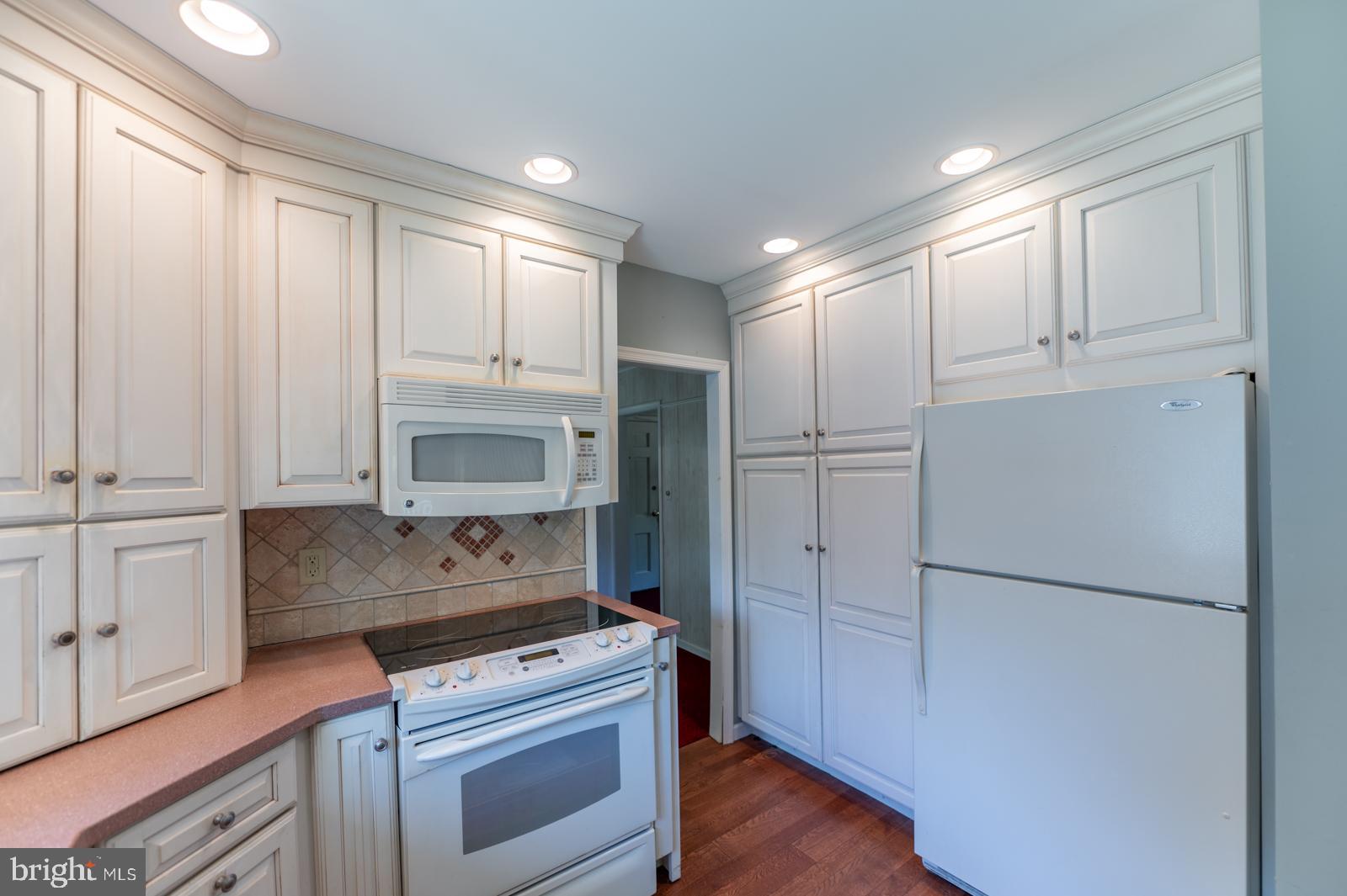 218 BIDDULPH ROAD