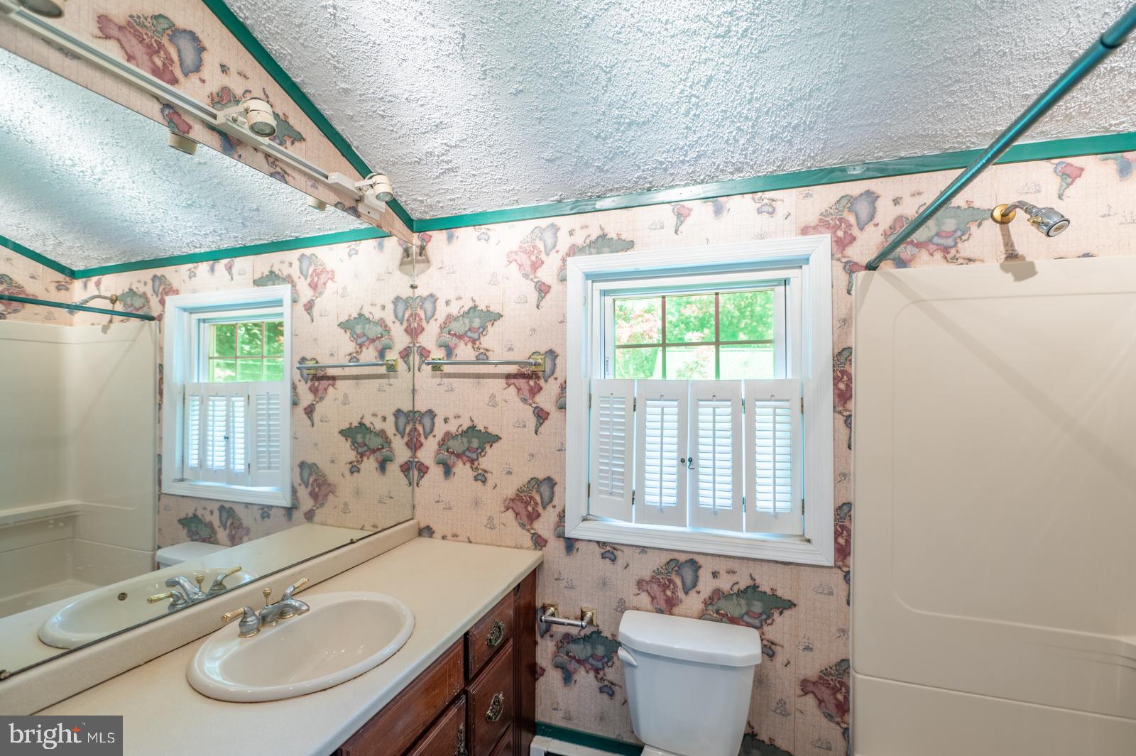 218 BIDDULPH ROAD