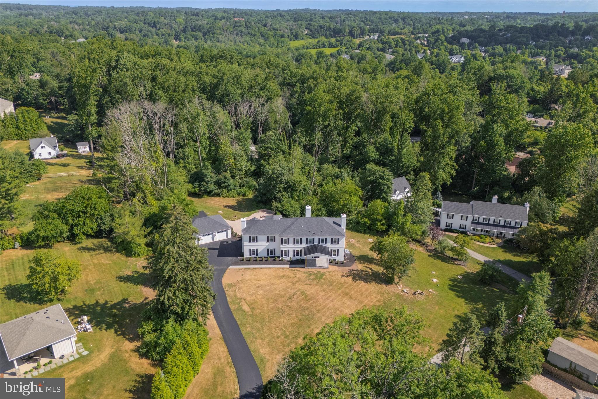 607 GOLF CLUB ROAD