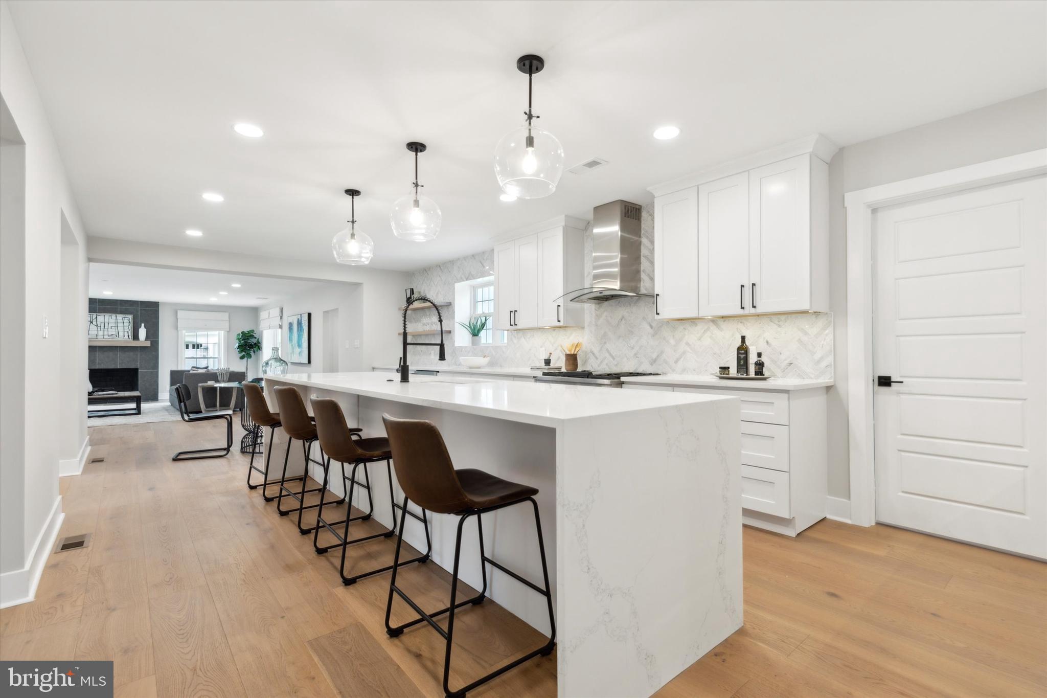 607 GOLF CLUB ROAD