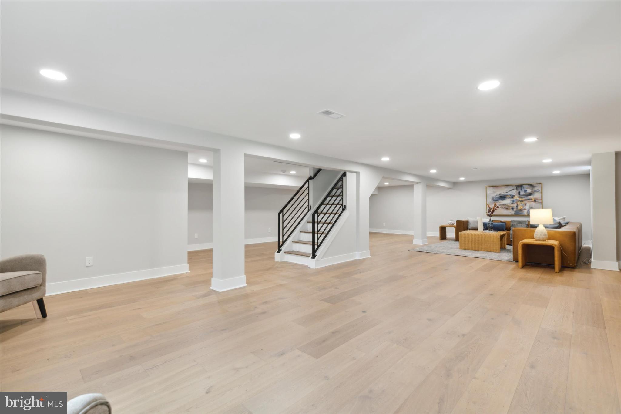 607 GOLF CLUB ROAD