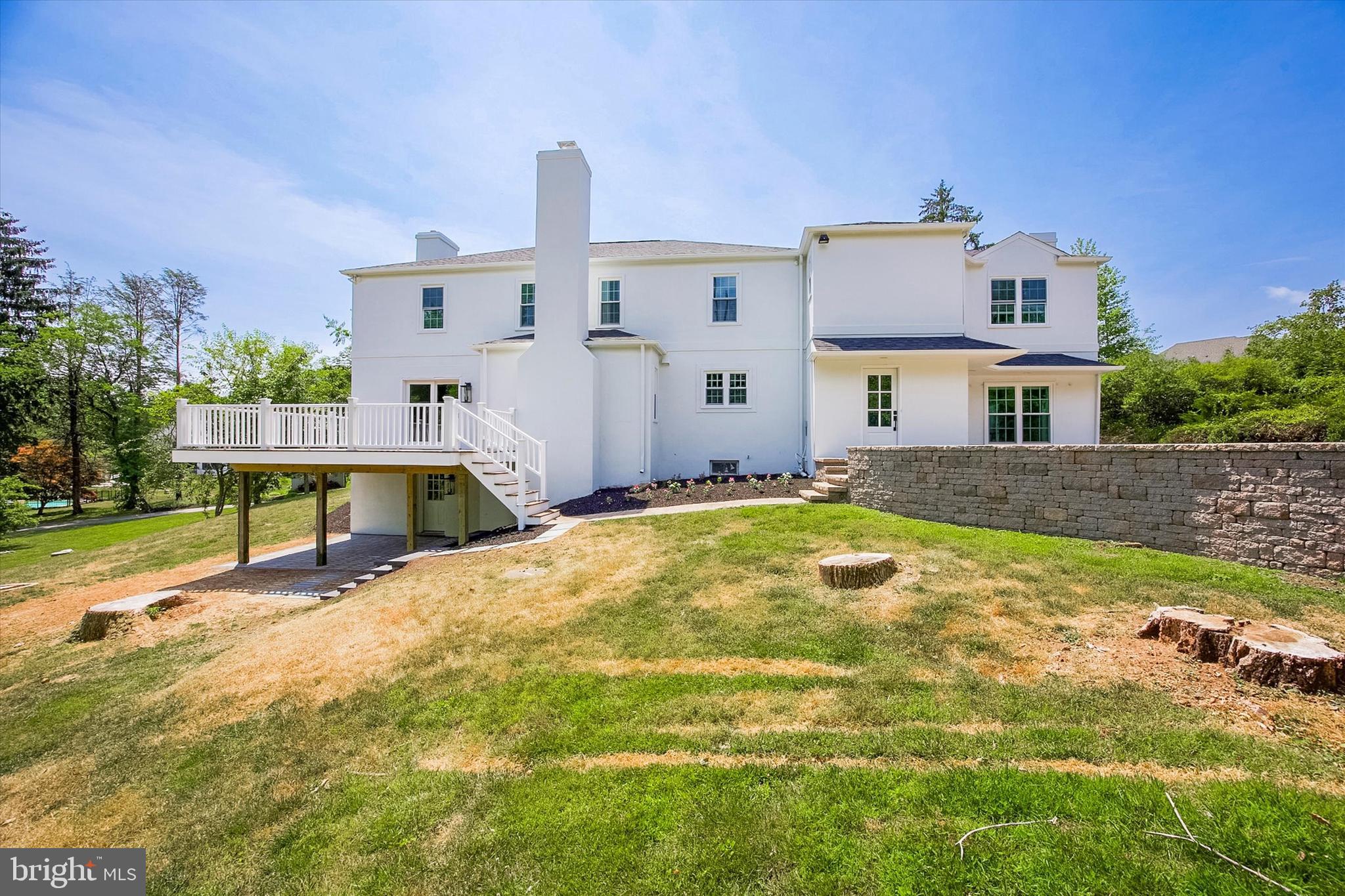 607 GOLF CLUB ROAD
