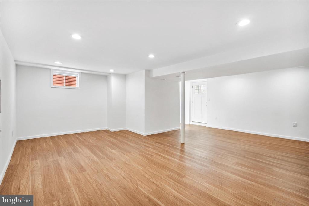 327 FRANCIS DRIVE