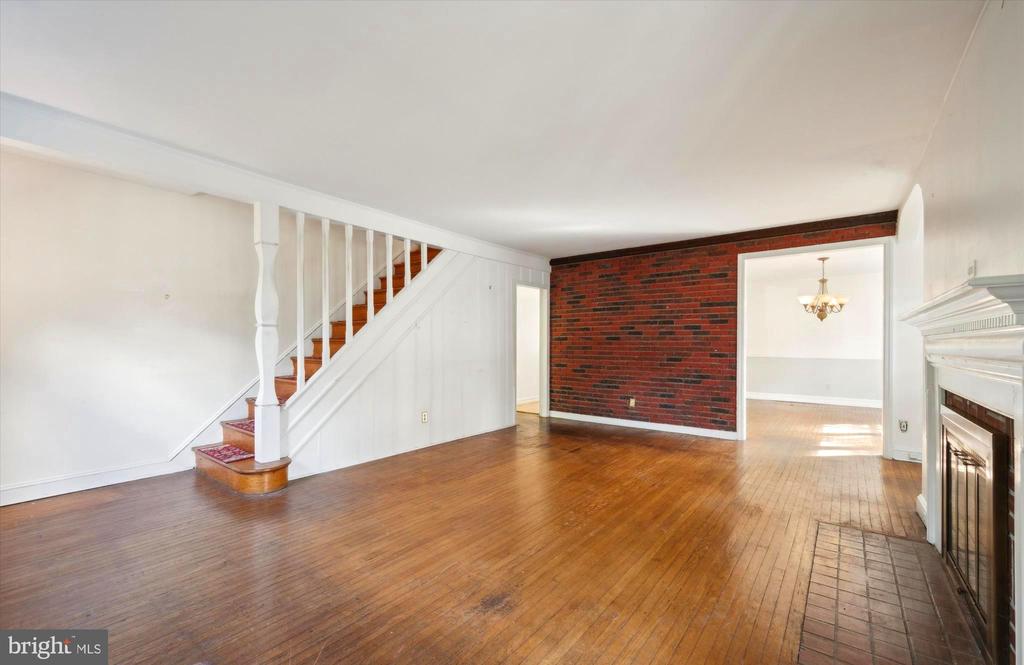 315 LINCOLN AVENUE