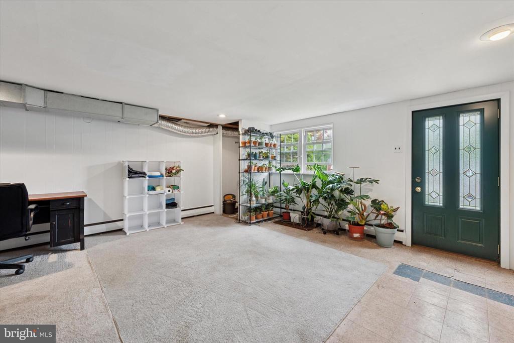 1721 DARTMOUTH DRIVE
