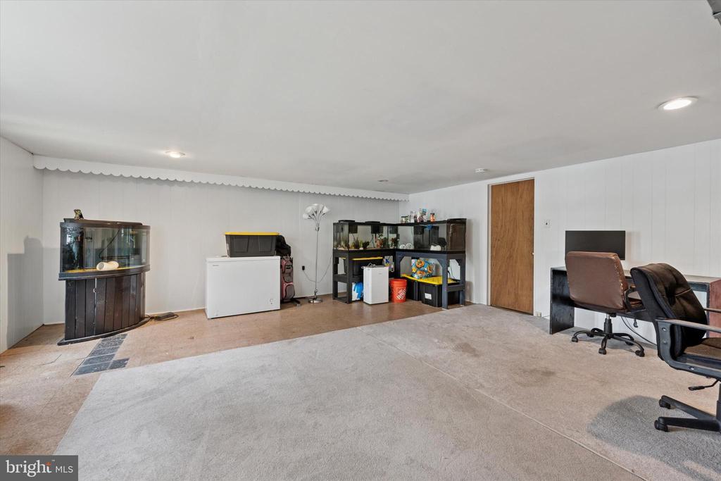 1721 DARTMOUTH DRIVE