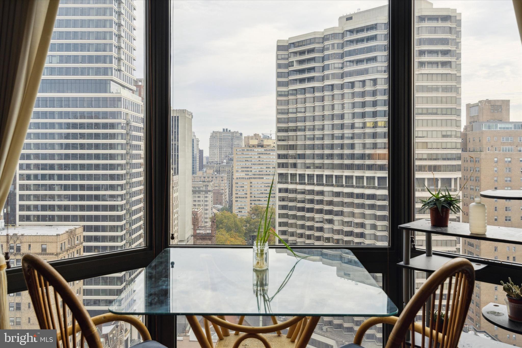 2018 WALNUT STREET 32 27C
