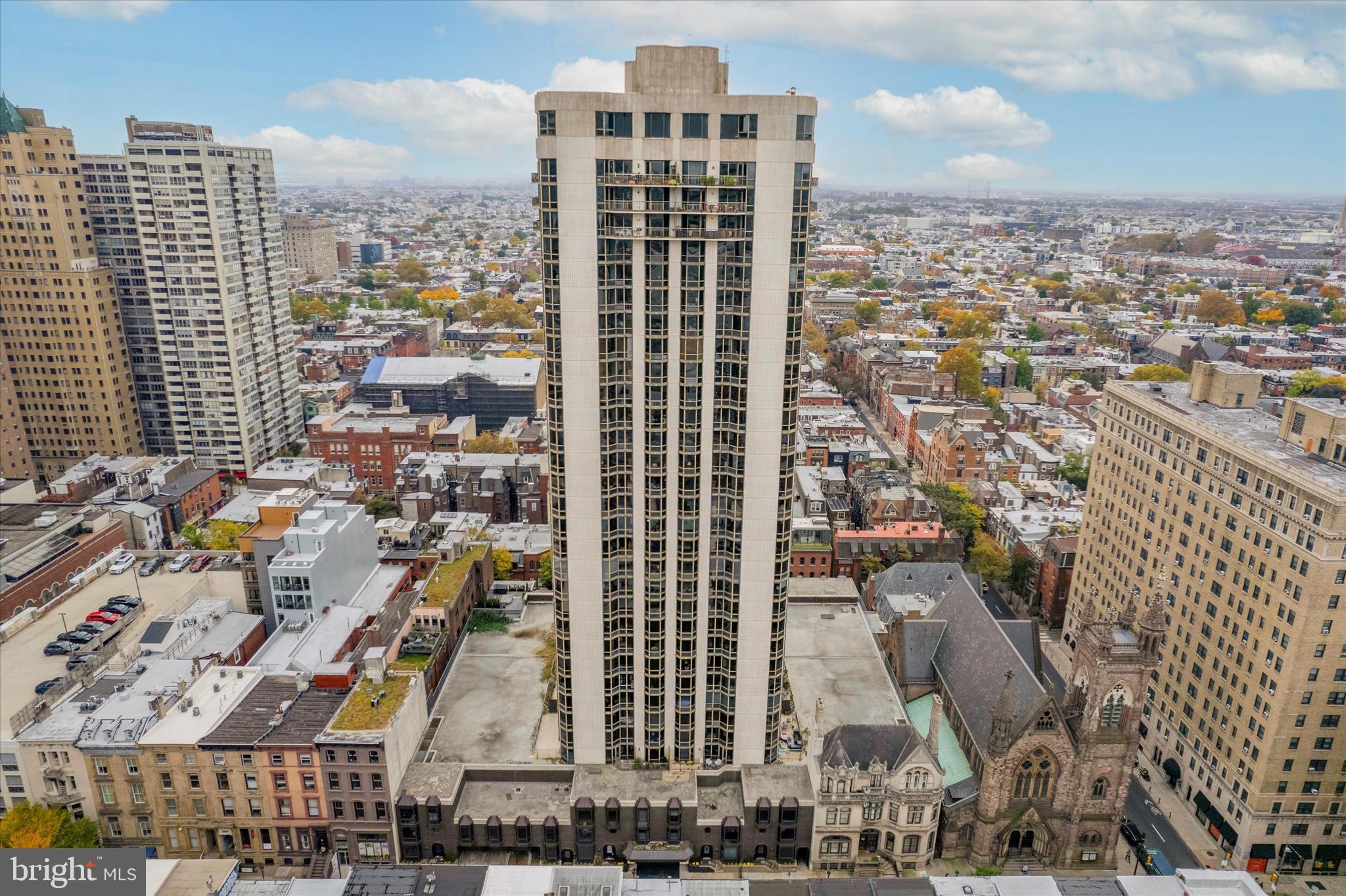 2018 WALNUT STREET 32 27C