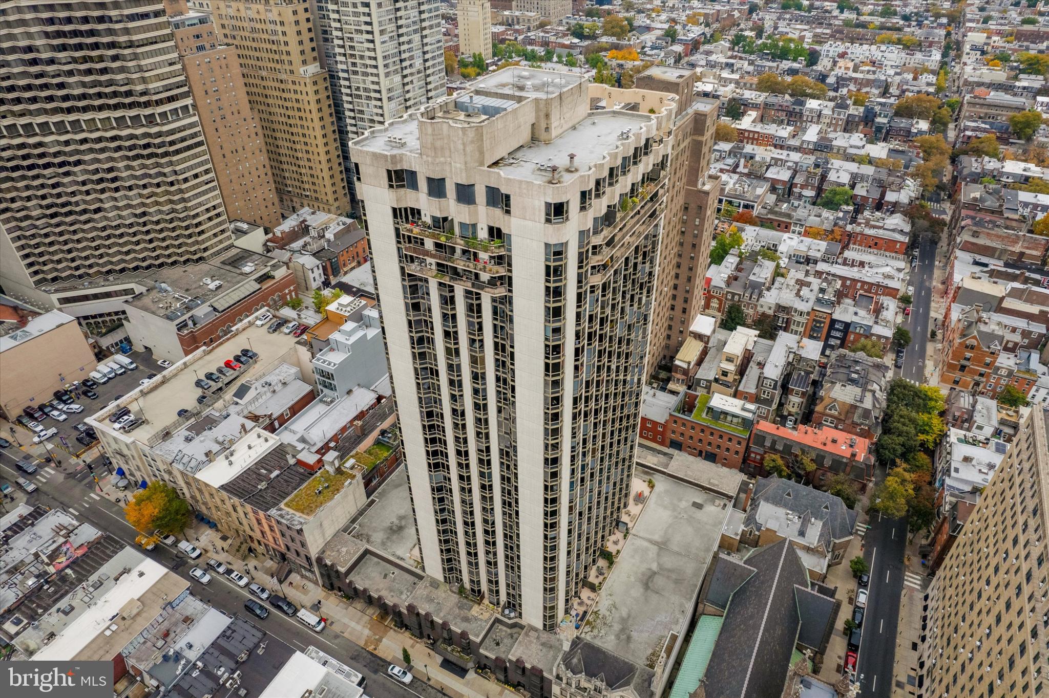 2018 WALNUT STREET 32 27C