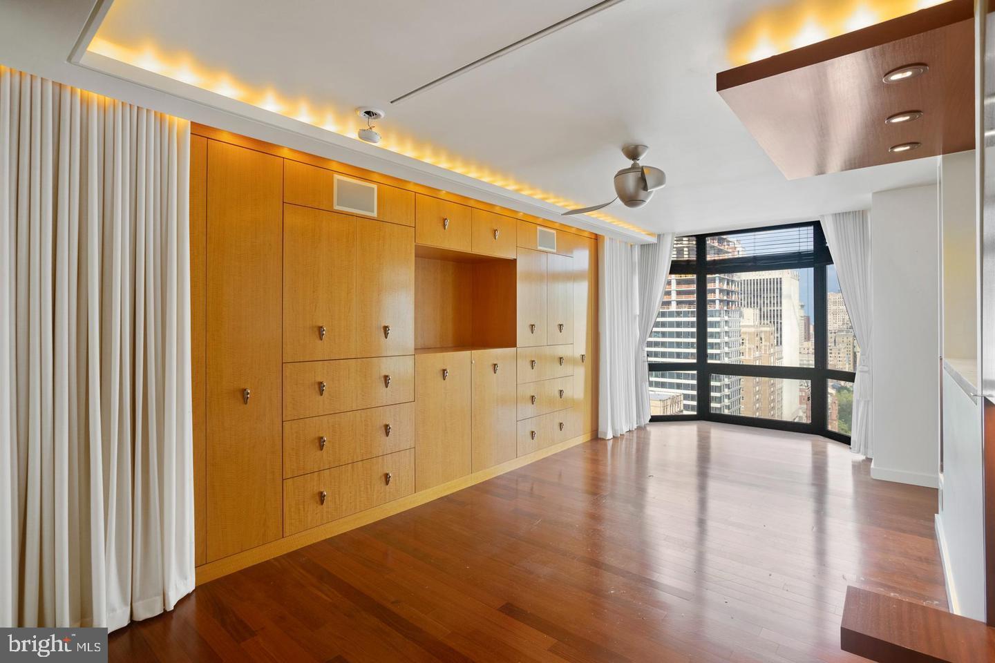 2018 WALNUT STREET 32 27C