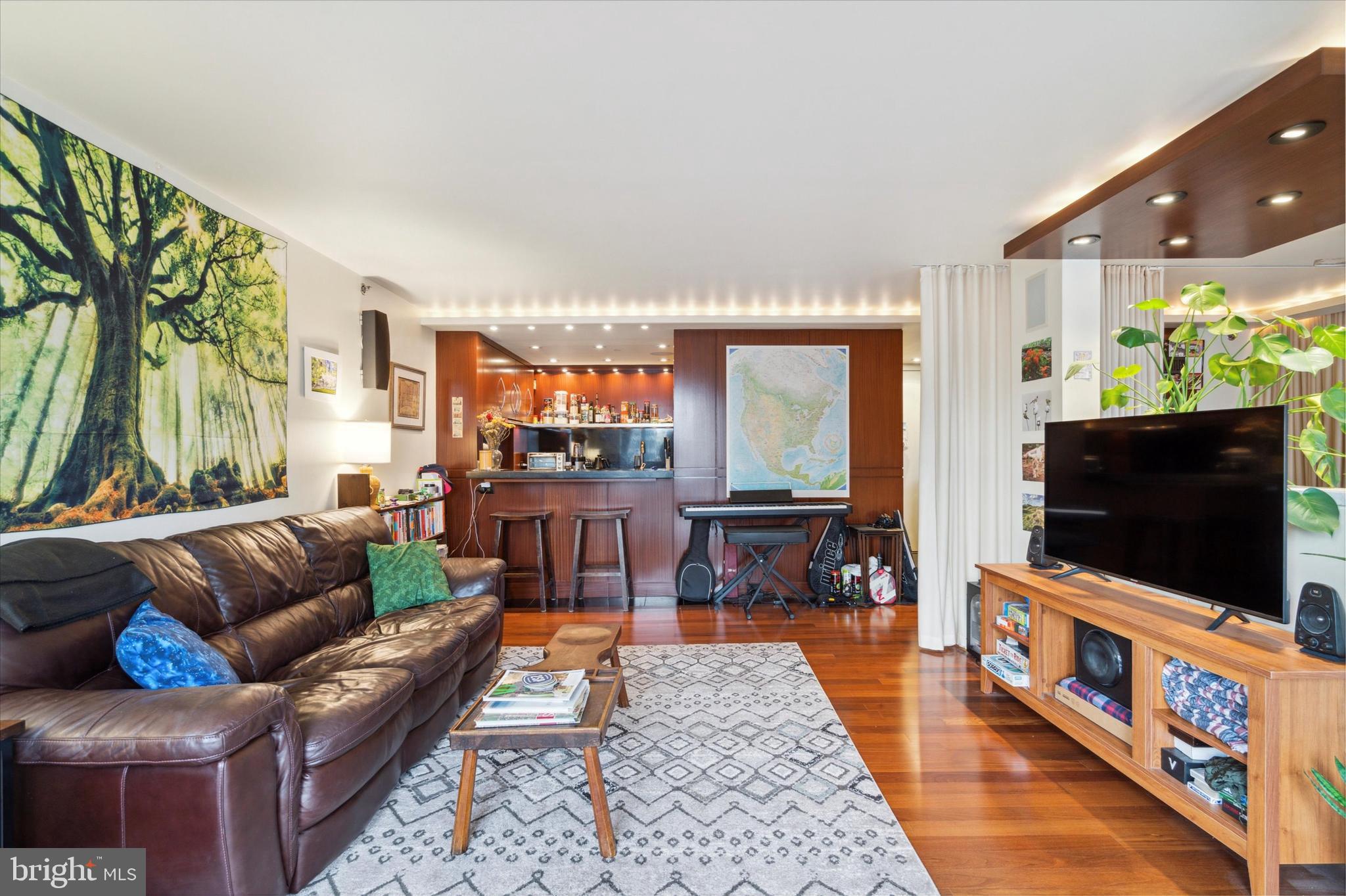 2018 WALNUT STREET 32 27C
