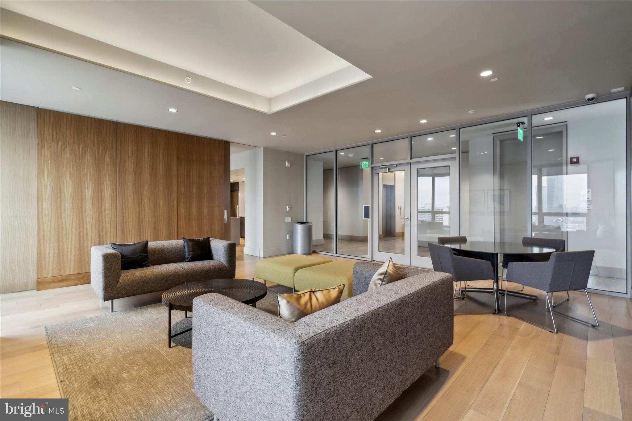 2018 WALNUT STREET 32 27C