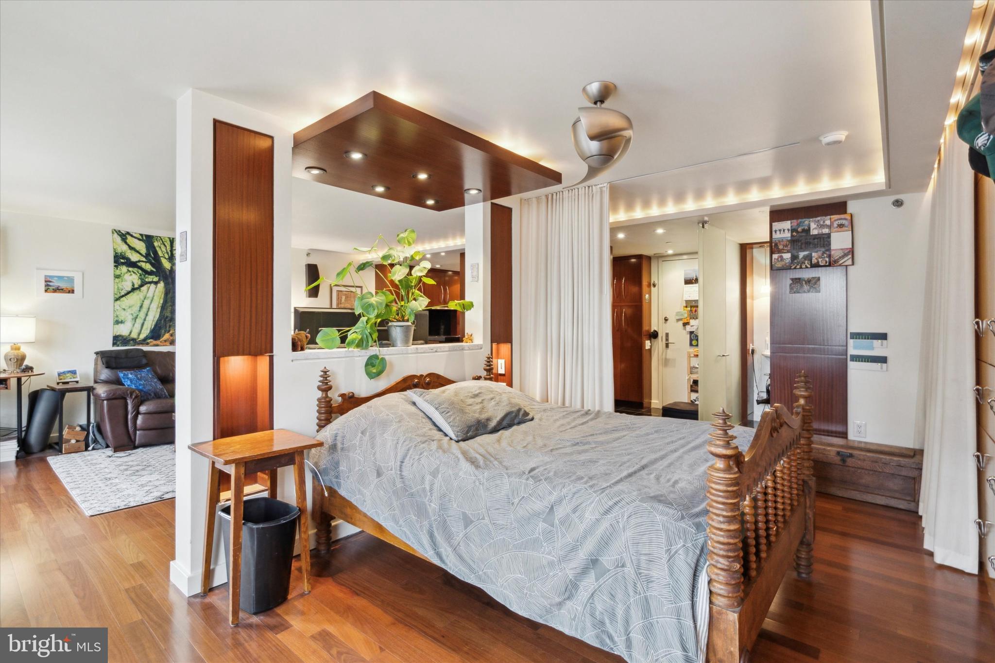 2018 WALNUT STREET 32 27C