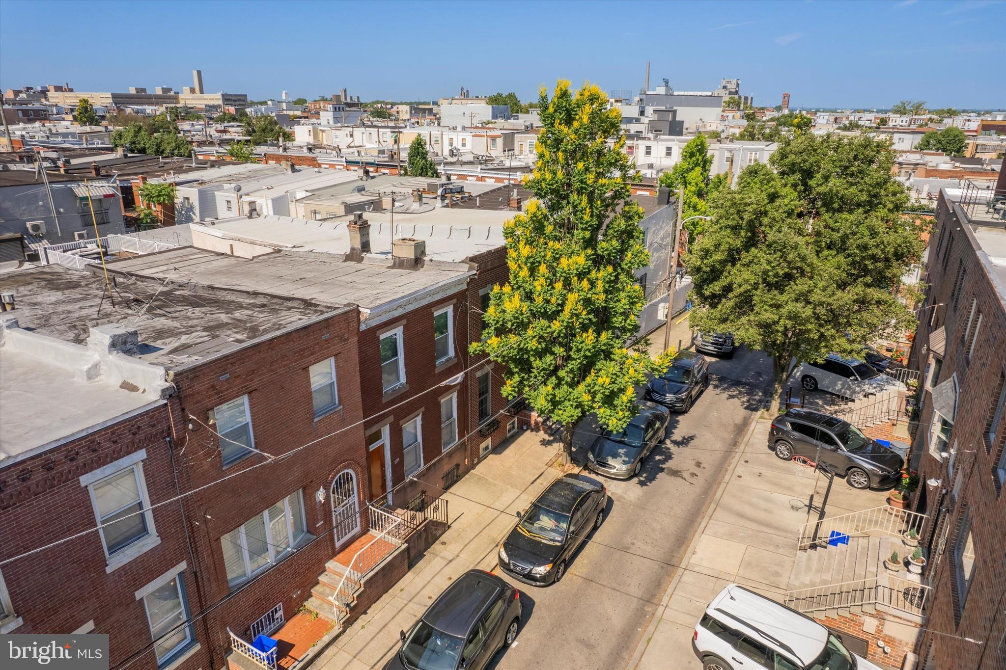 1118 MCCLELLAN STREET