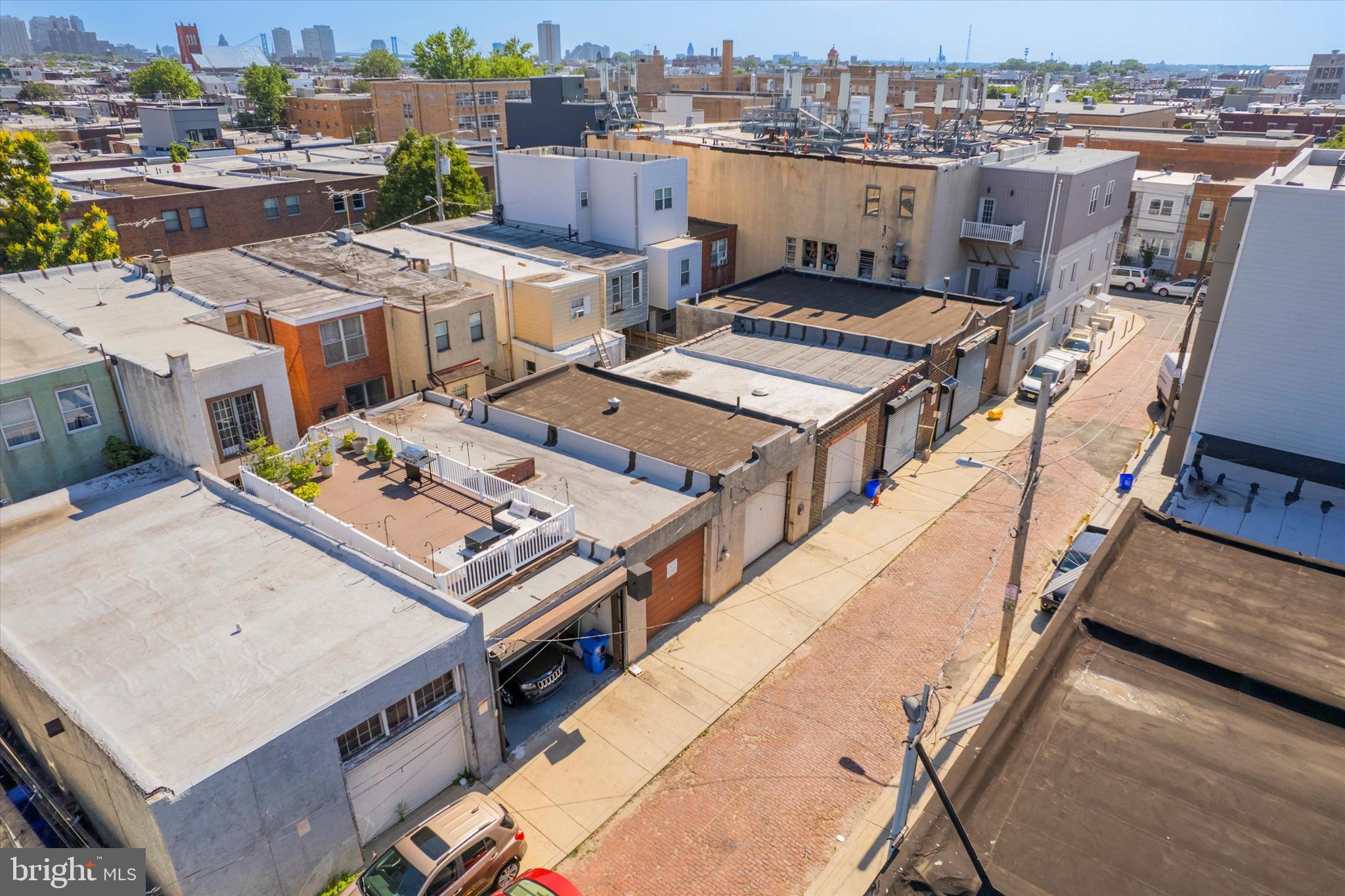 1118 MCCLELLAN STREET