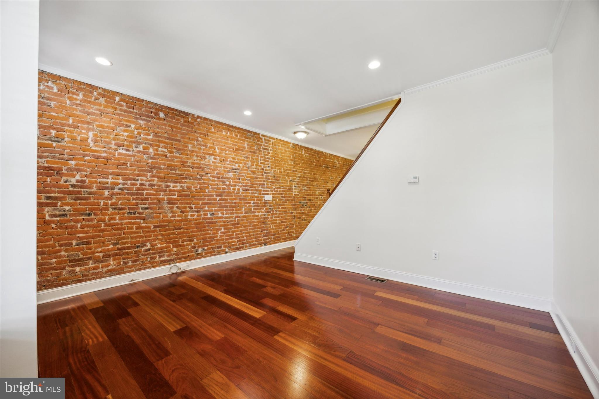 141 MARKLE STREET