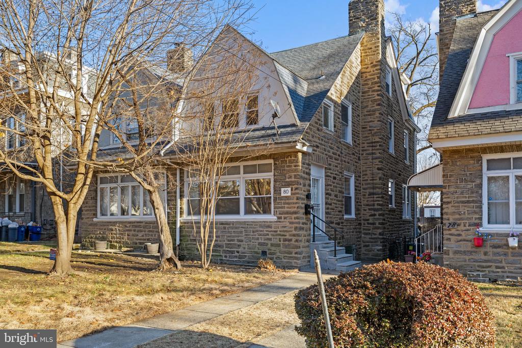 80 E JOHNSON STREET