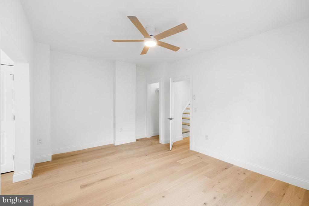 80 E JOHNSON STREET