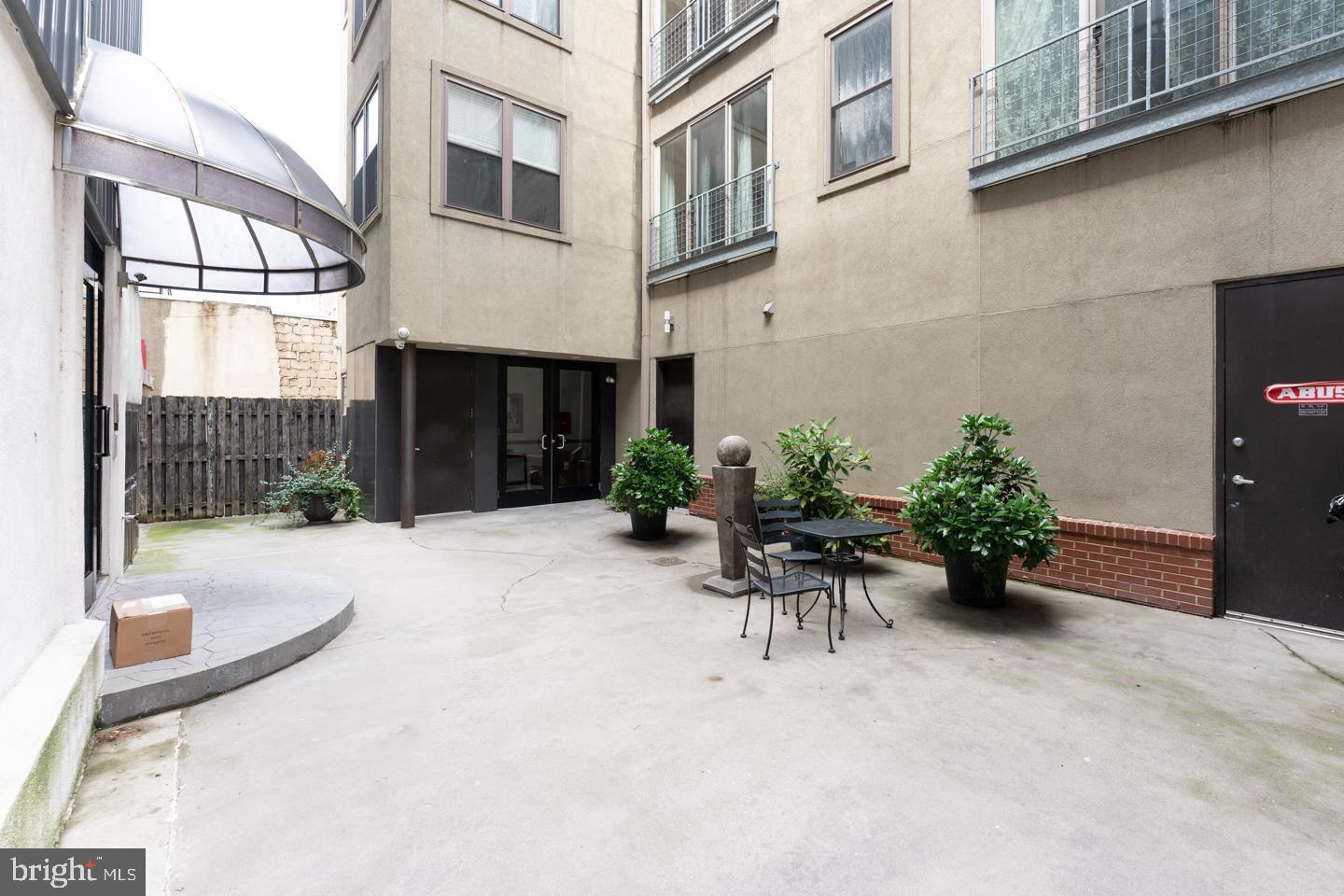 712 N 2ND STREET # 33