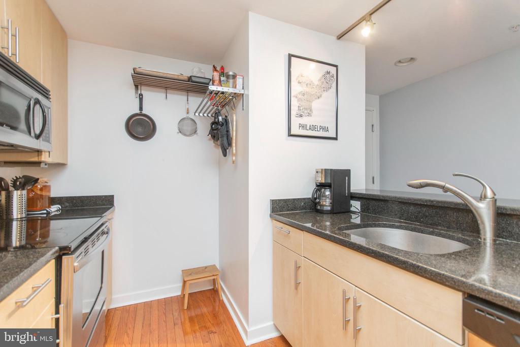 712 N 2ND STREET # 33