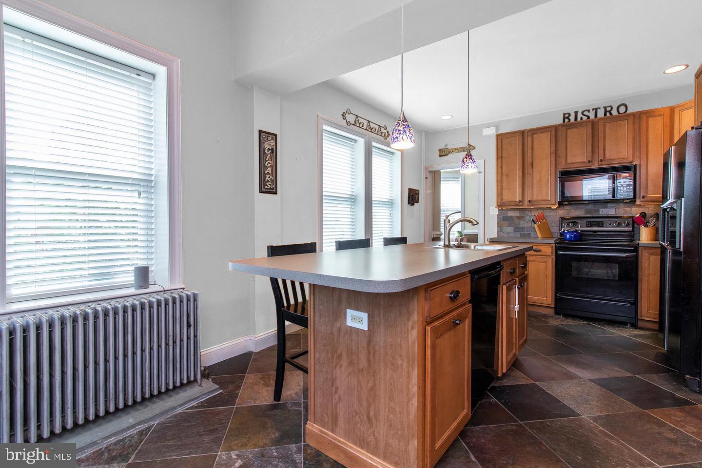 317 RECTOR STREET 19