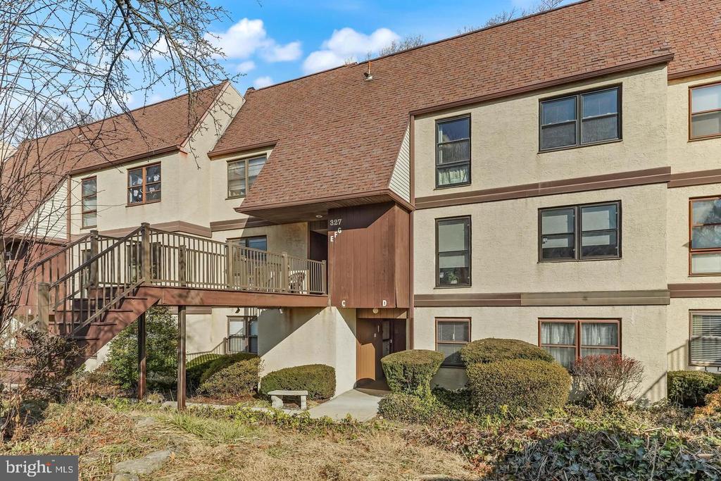 327 SHAWMONT AVENUE 1D7