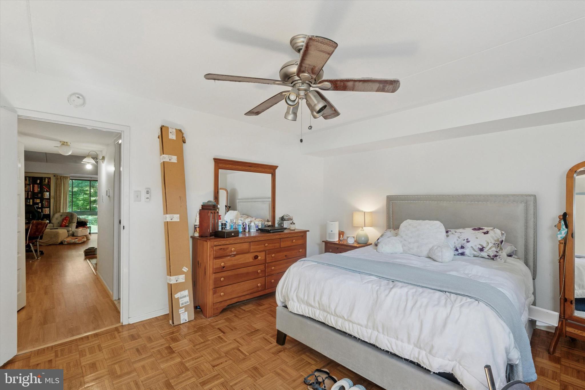 239 SHAWMONT AVENUE 10A1