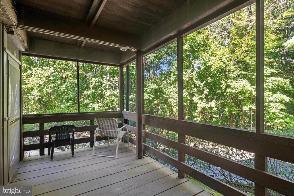 239 SHAWMONT AVENUE 10A1
