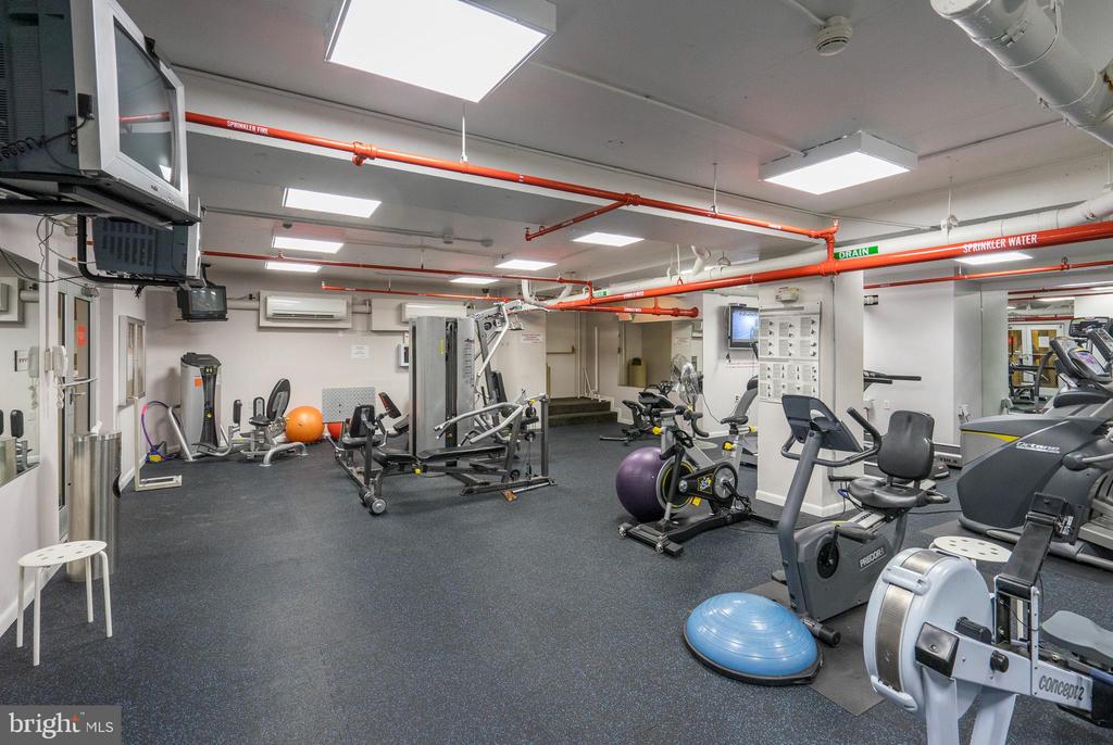 224 W RITTENHOUSE SQUARE 30 715A