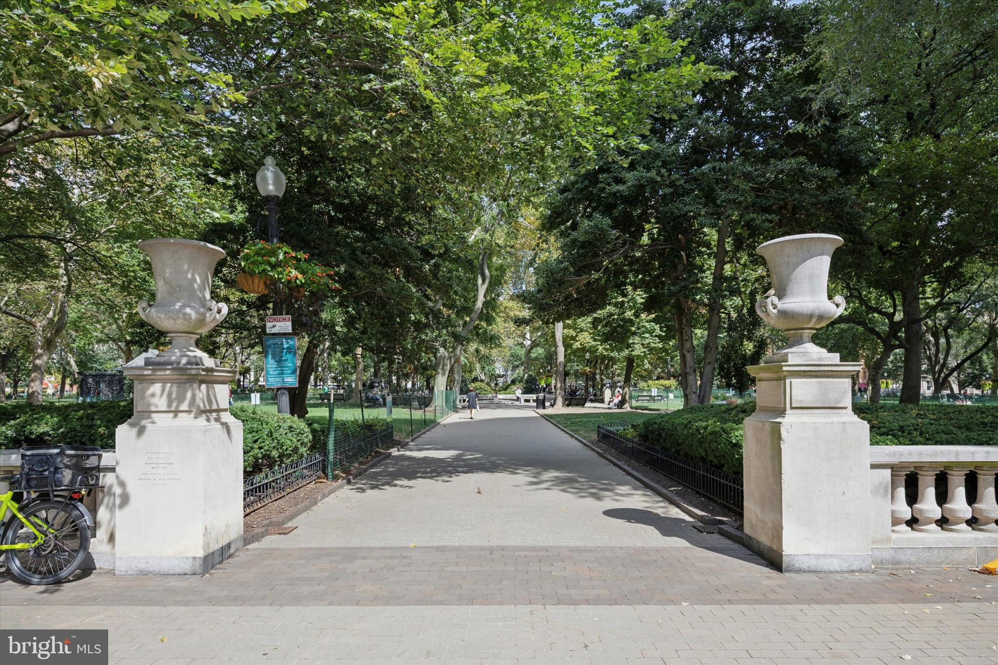 224 W RITTENHOUSE SQUARE 30 715A