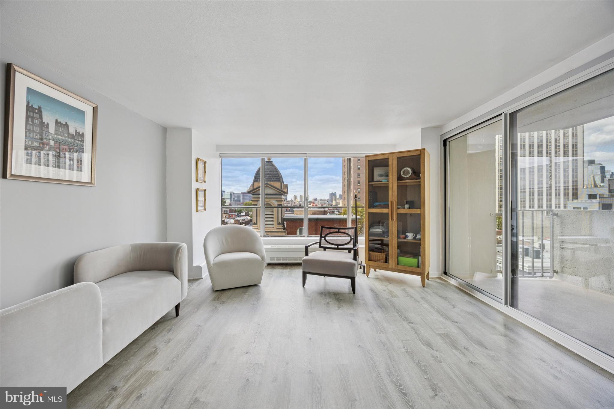 224 W RITTENHOUSE SQUARE 30 715A
