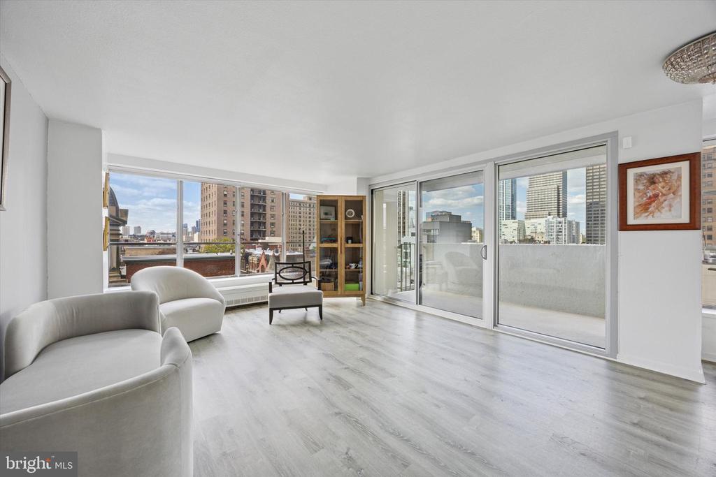 224 W RITTENHOUSE SQUARE 30 715A
