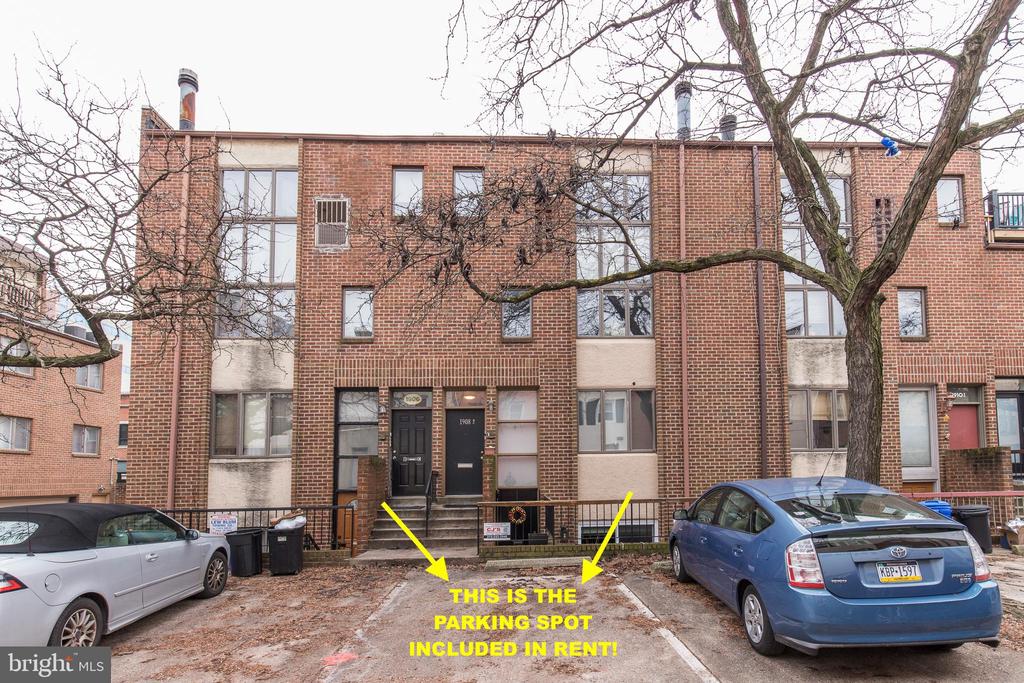 1908 RODMAN STREET 2